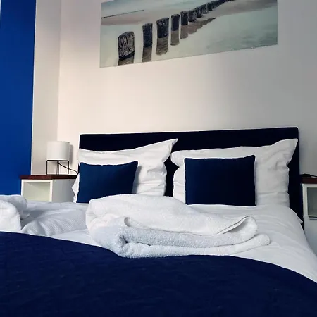 Perlowa Przystan Zachod 科沃布热格